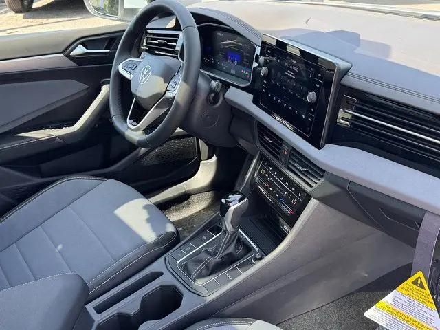 2027 Volkswagen Jetta SE