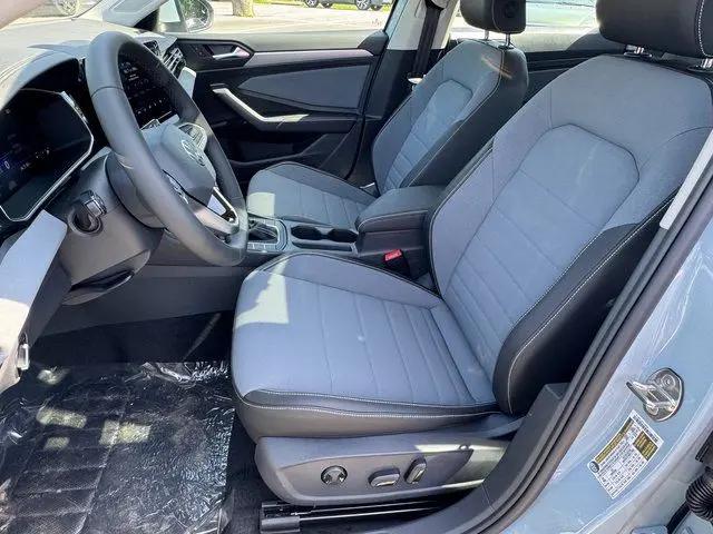 2027 Volkswagen Jetta SE