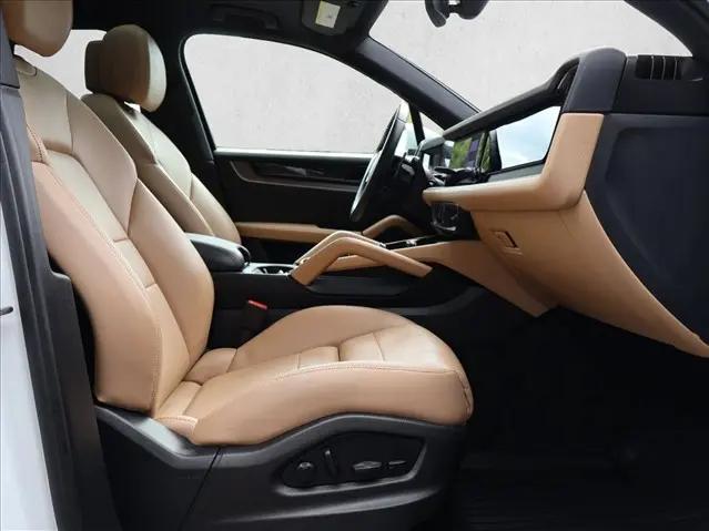 2025 Porsche Cayenne Cayenne