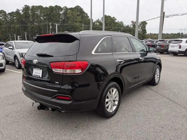 2017 Kia Sorento 2.4L LX