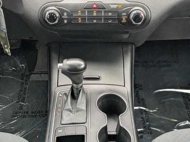 2017 Kia Sorento 2.4L LX