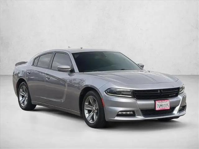 2017 Dodge Charger SXT RWD