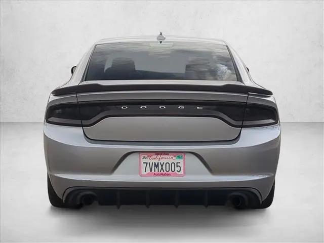 2017 Dodge Charger SXT RWD