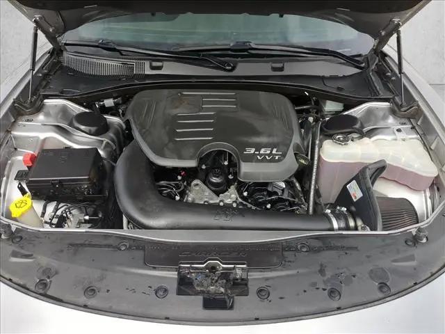 2017 Dodge Charger SXT RWD
