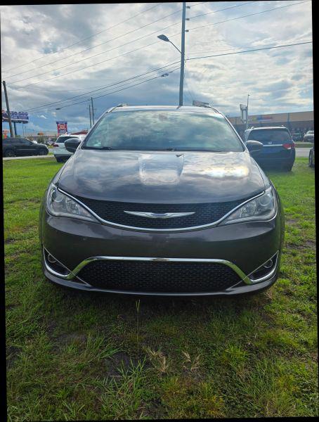 2017 Chrysler Pacifica Touring-L for sale in Kissimmee, FL
