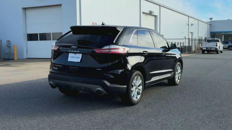 2023 Ford Edge Titanium