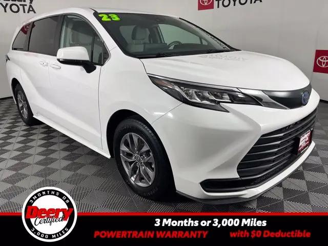 2023 Toyota Sienna LE for sale in Cedar Falls, IA
