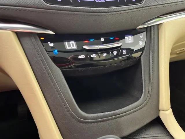 2019 Cadillac XT5 Premium Luxury