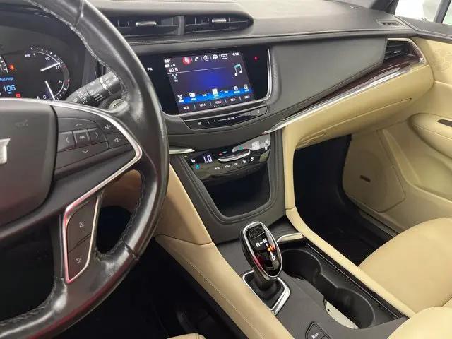 2019 Cadillac XT5 Premium Luxury