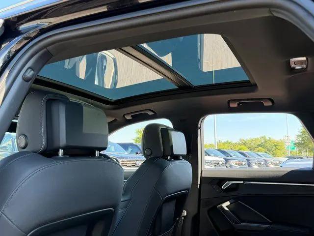 2020 Audi Q3 Prestige 45 TFSI S line quattro Tiptronic