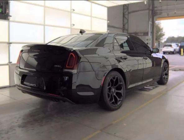 2016 Chrysler 300 300S