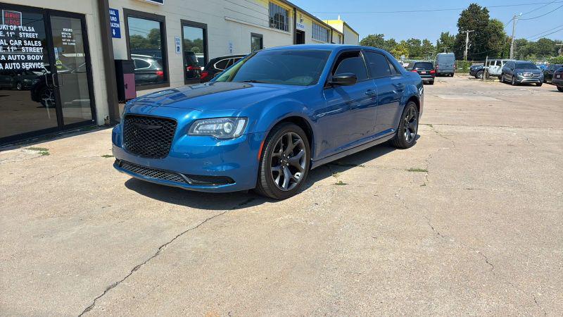 2021 Chrysler 300 Touring
