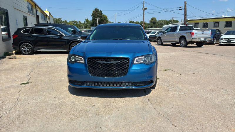 2021 Chrysler 300 Touring