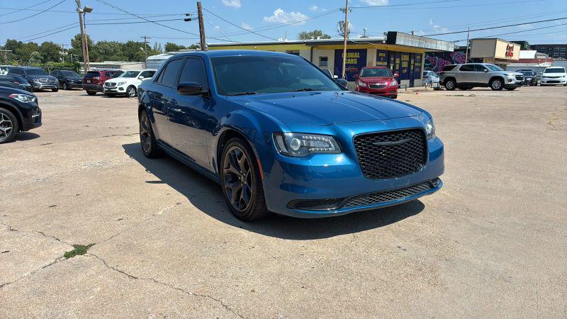 2021 Chrysler 300 Touring