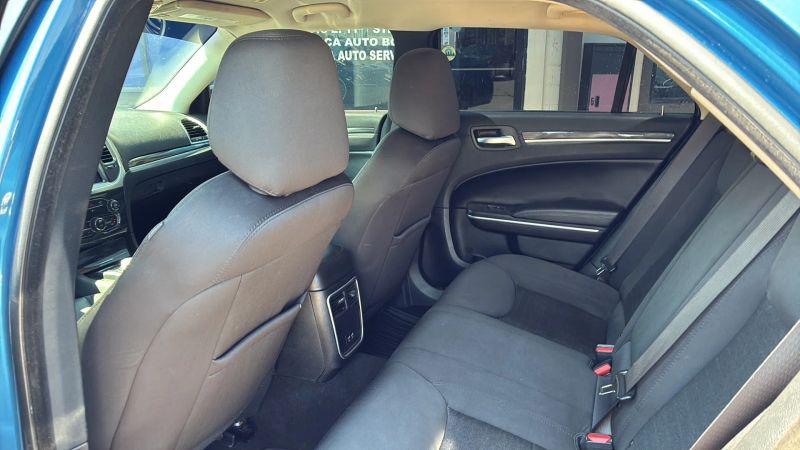 2021 Chrysler 300 Touring