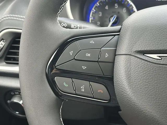 2027 Chrysler Pacifica Limited AWD