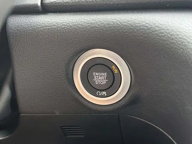 2027 Chrysler Pacifica Limited AWD