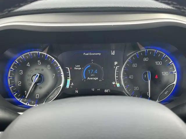 2027 Chrysler Pacifica Limited AWD