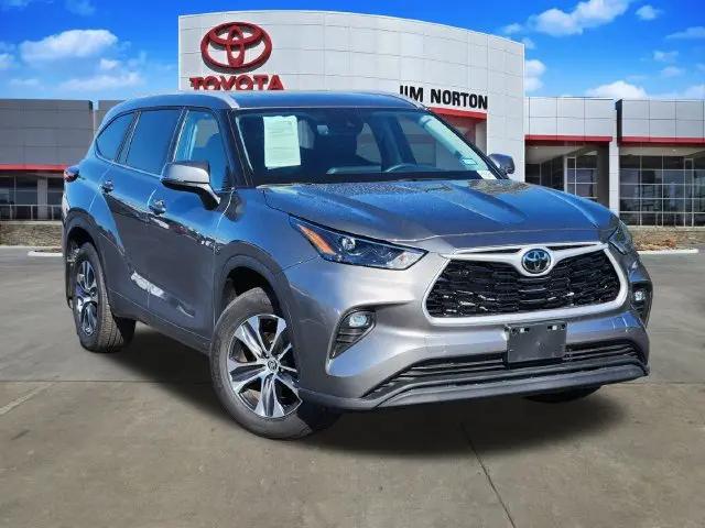 2026 Toyota Highlander XLE for sale in Tulsa, OK