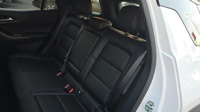 2027 Chevrolet Equinox LT FWD