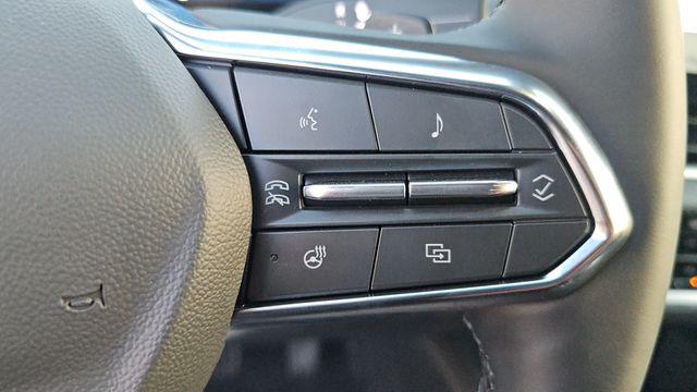 2027 Chevrolet Equinox LT FWD