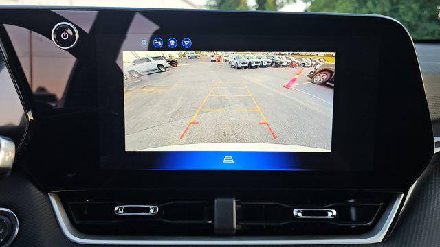 2027 Chevrolet Equinox LT FWD