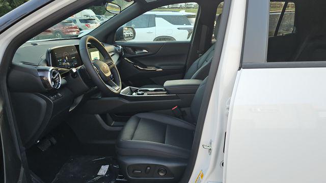 2027 Chevrolet Equinox LT FWD