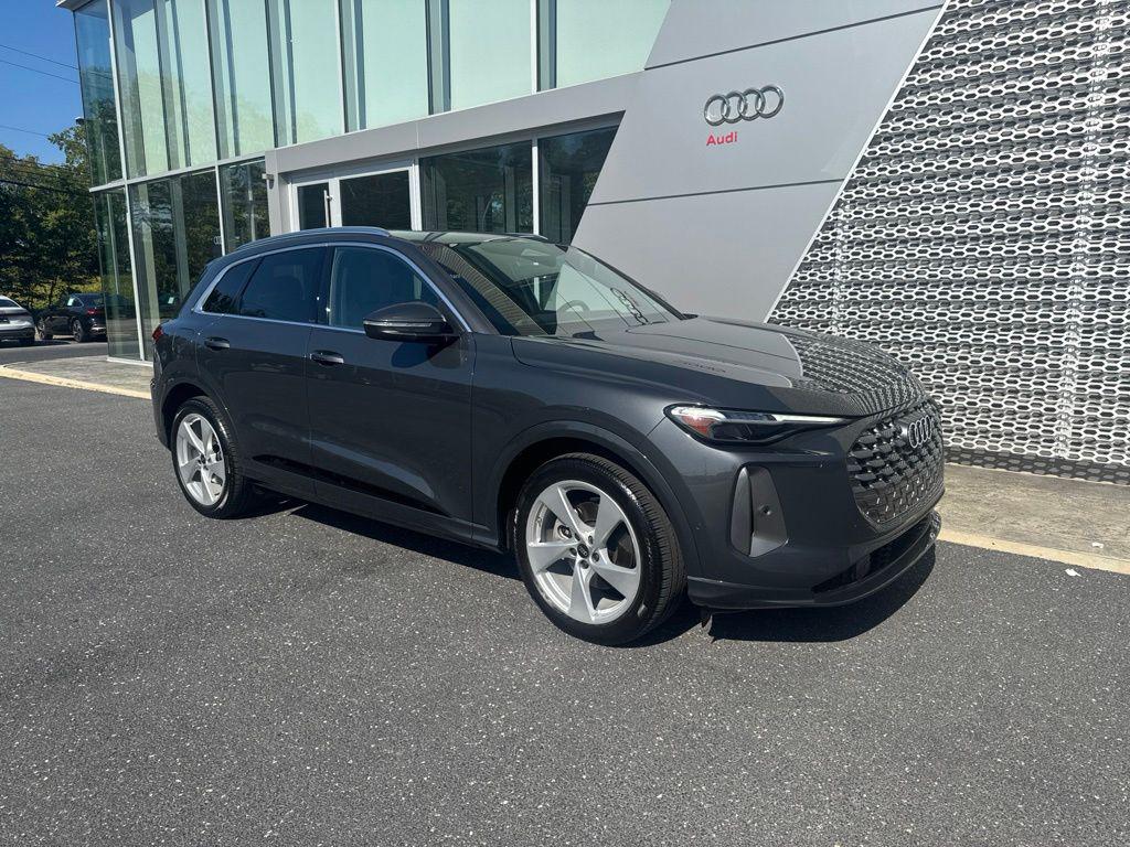 2025 Audi Q5 quattro Prestige 40 TFSI