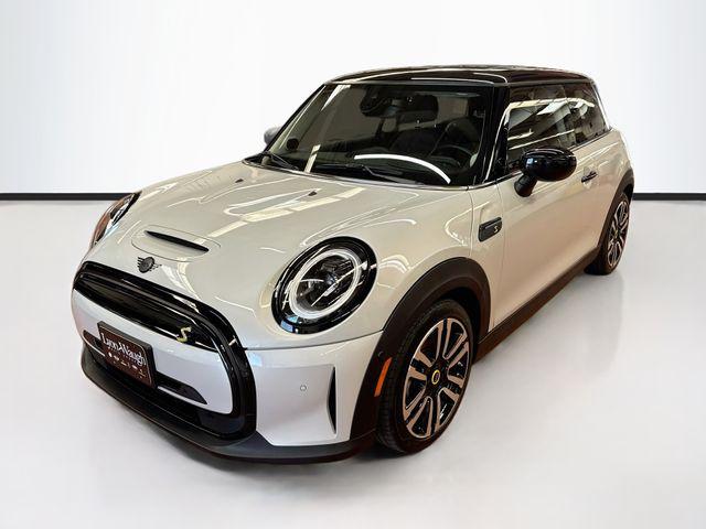 2023 MINI SE Hardtop Cooper for sale in Peabody, MA