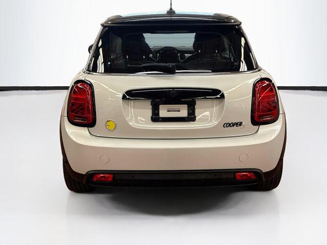 2023 MINI SE Hardtop Cooper
