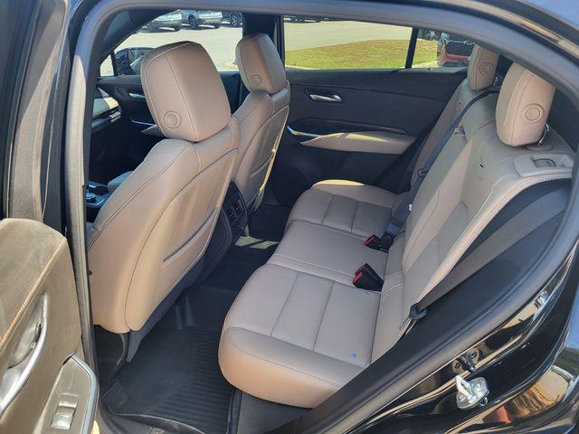 2025 Cadillac XT4 FWD Premium Luxury