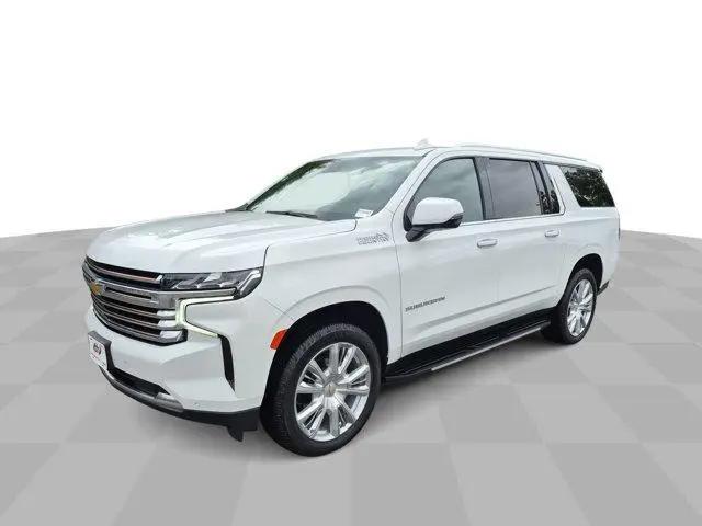 2023 Chevrolet Suburban 4WD High Country for sale in Clive, IA