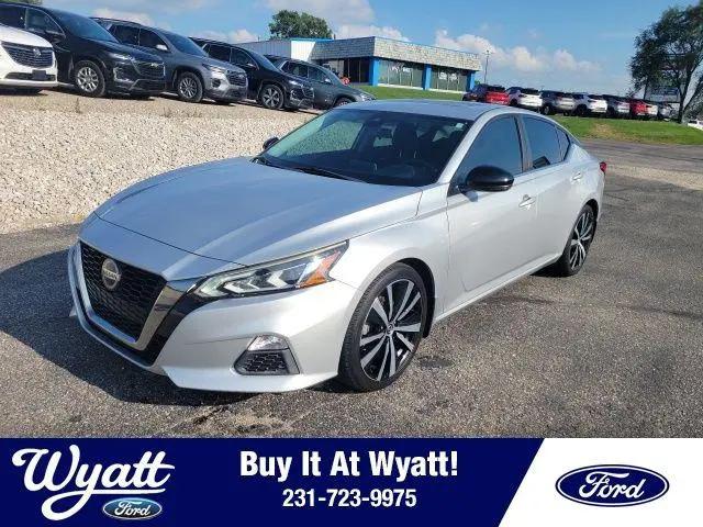2020 Nissan Altima SR FWD for sale in Manistee, MI