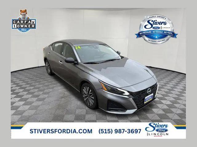 2024 Nissan Altima SV FWD for sale in Waukee, IA