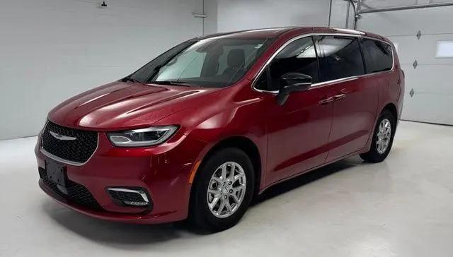 2025 Chrysler Pacifica Select for sale in Corry, PA