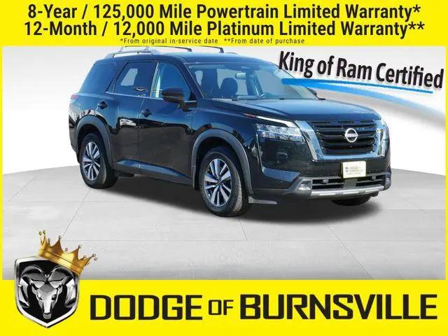 2022 Nissan Pathfinder SL 4WD for sale in Burnsville, MN