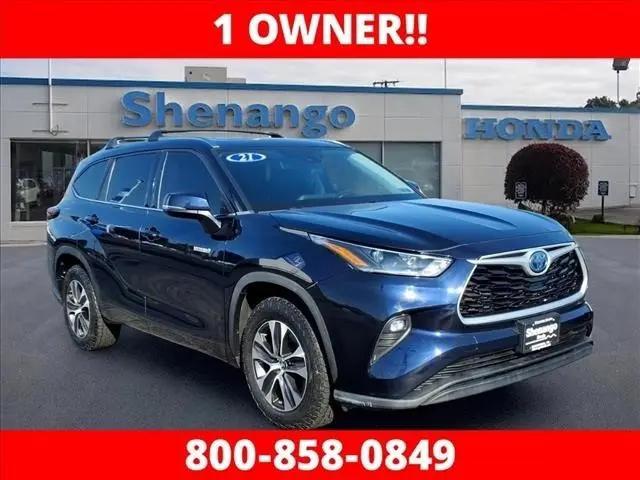 2021 Toyota Highlander Hybrid XLE for sale in Hermitage, PA