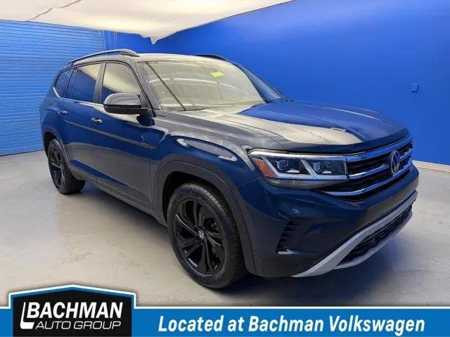 2023 Volkswagen Atlas 3.6L V6 SE w/Technology for sale in Louisville, KY