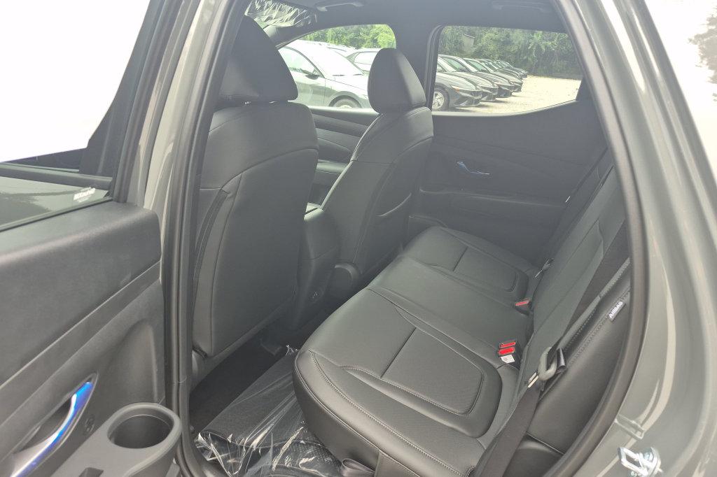 New 2027 Gray Hyundai SE FWD image 16