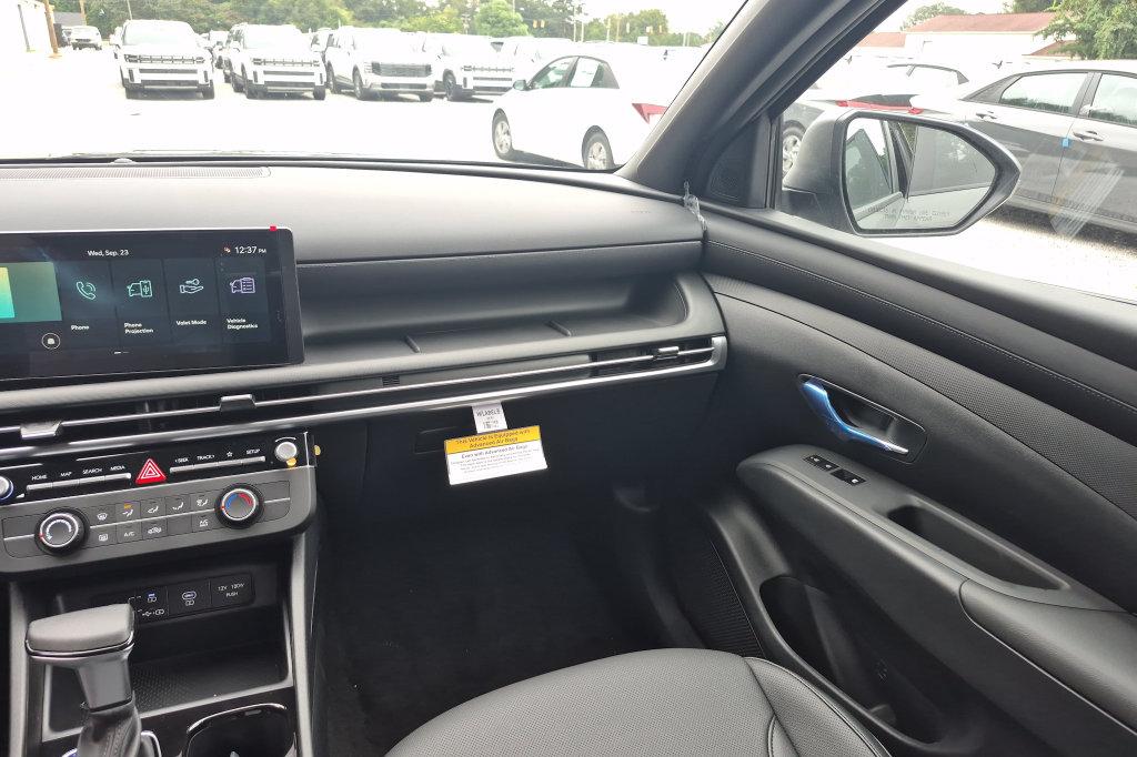 New 2027 Gray Hyundai SE FWD image 21