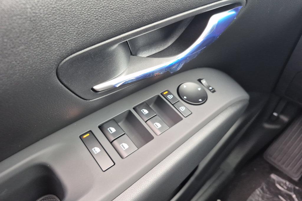 New 2027 Gray Hyundai SE FWD image 32