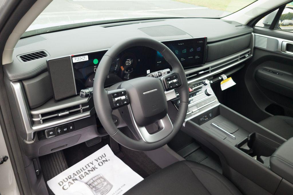 New 2026 Silver HYUNDAI SE FWD image 13