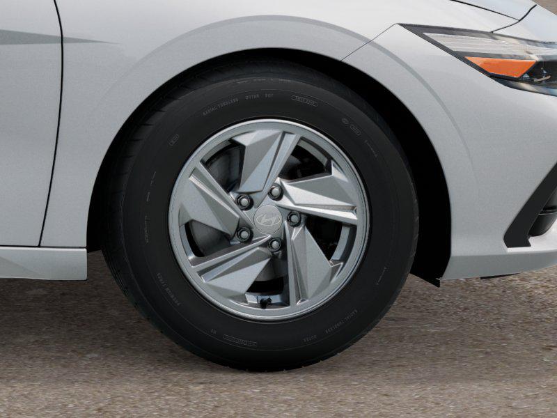 New 2026 White HYUNDAI SE image 8