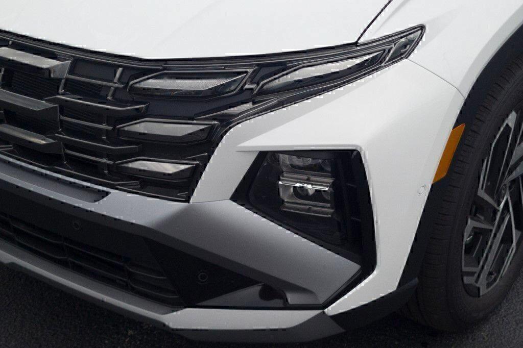 New 2026 White Pearl HYUNDAI Limited FWD image 11