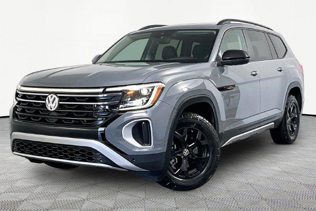Used 2024 Volkswagen Atlas 2.0T Peak Edition SEL For Sale in Millington, TN