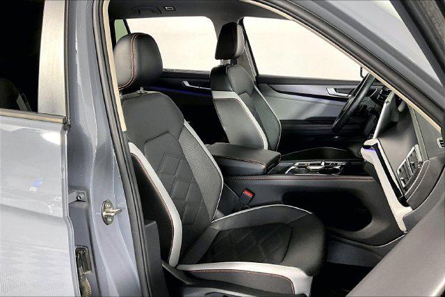 Used 2024 Volkswagen Atlas 2.0T Peak Edition SEL For Sale in Millington, TN
