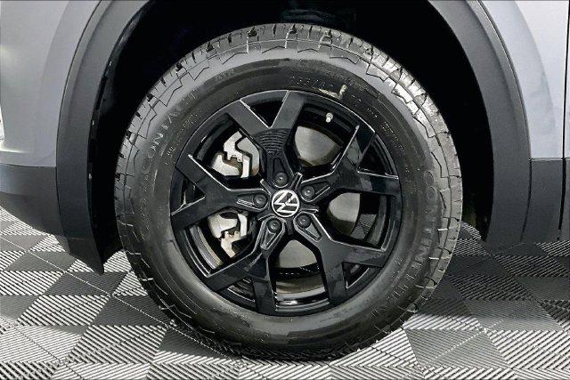 Used 2024 Volkswagen Atlas 2.0T Peak Edition SEL For Sale in Millington, TN