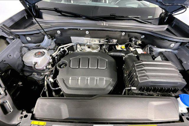 Used 2024 Volkswagen Atlas 2.0T Peak Edition SEL For Sale in Millington, TN