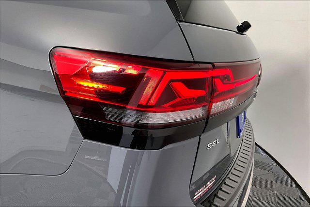 Used 2024 Volkswagen Atlas 2.0T Peak Edition SEL For Sale in Millington, TN