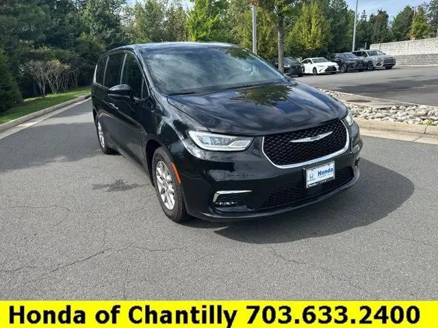 2025 Chrysler Pacifica Select for sale in Chantilly, VA